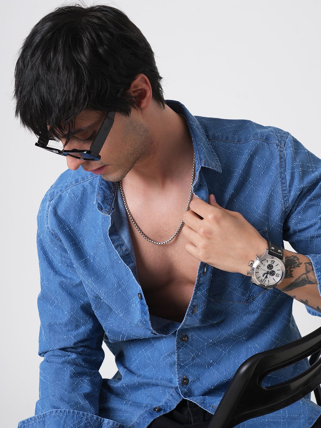 VASTRADO Men Classic Regular Fit Spread Collar Textured Cotton Casual Shirt