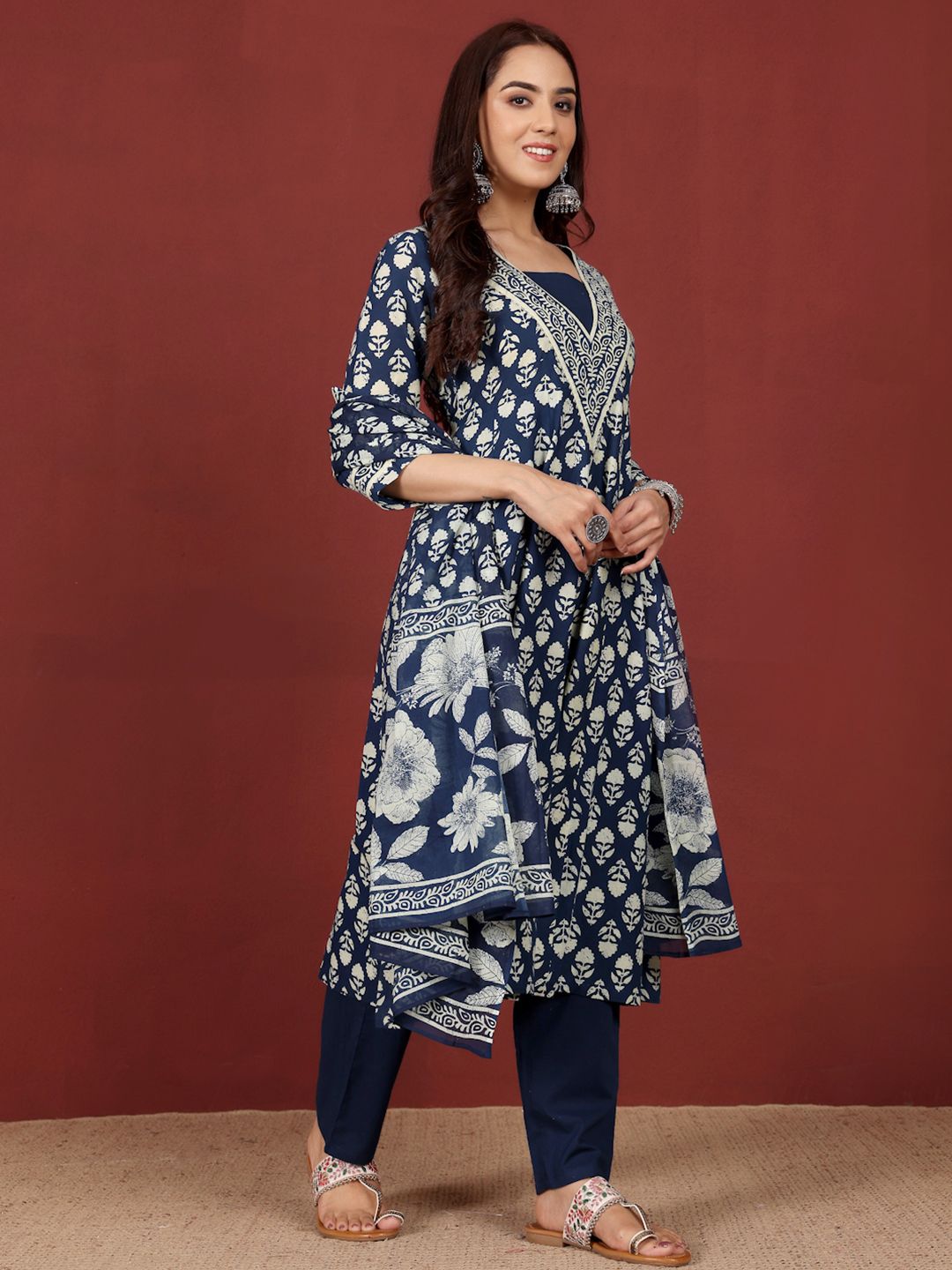 Varanga Floral Printed V-Neck Gotta Patti Pure Cotton A-Line Kurta With Trousers & Dupatta