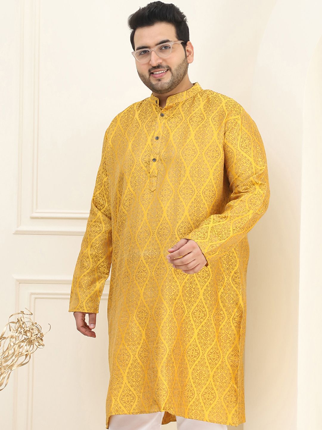 SOJANYA PLUS Men Mustard Yellow & Golden Jacquard Silk Woven Design Straight Kurta