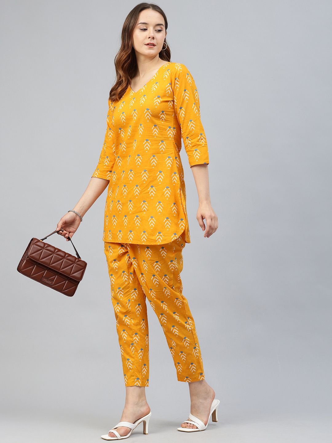 KALINI Ethnic Motifs Printed Pure Cotton Co-Ords