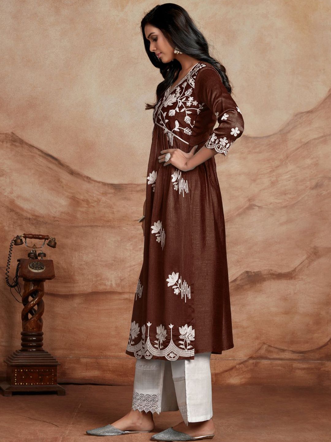 KALINI Floral Embroidered V Neck A Line Chikankari Kurta