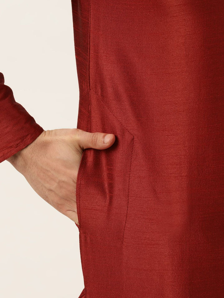 SOJANYA Men Maroon & Beige Kurta with Churidar
