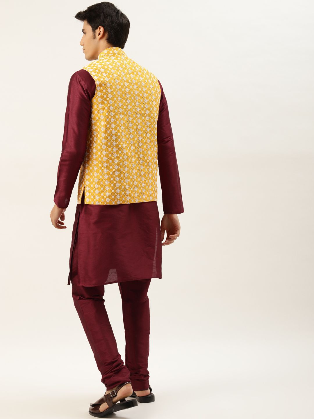 SOJANYA Men Maroon Thread Work Kurta with Churidar & Nehru Jacket