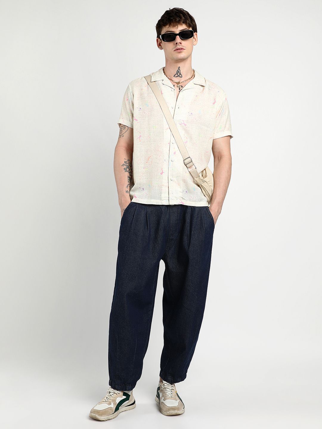 Campus Sutra Men Comfort Cuban Collar Printed Heathered Drawn Casual Shirt