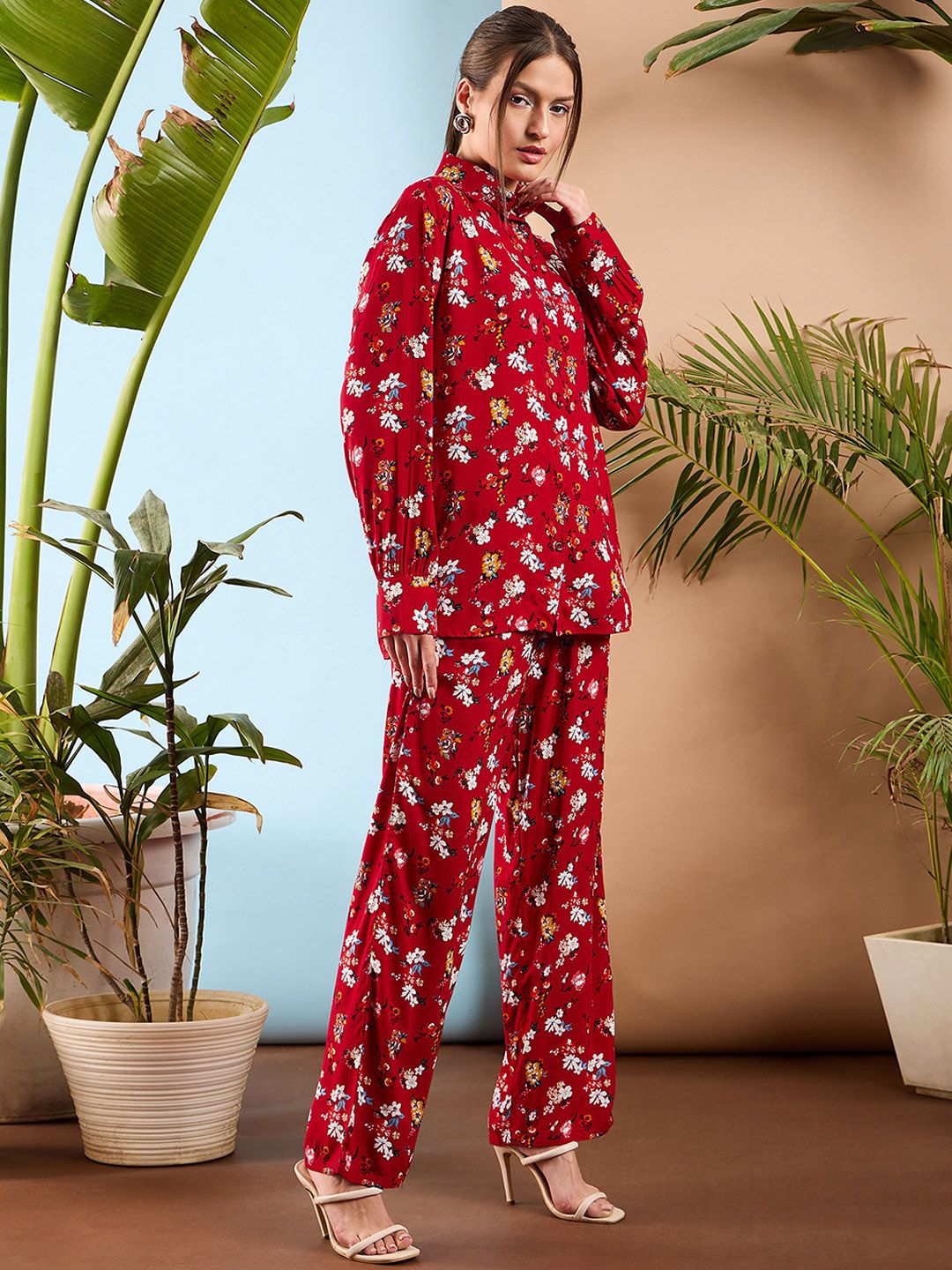 SASSAFRAS Red Floral Printed Oversize Shirt With Trousers