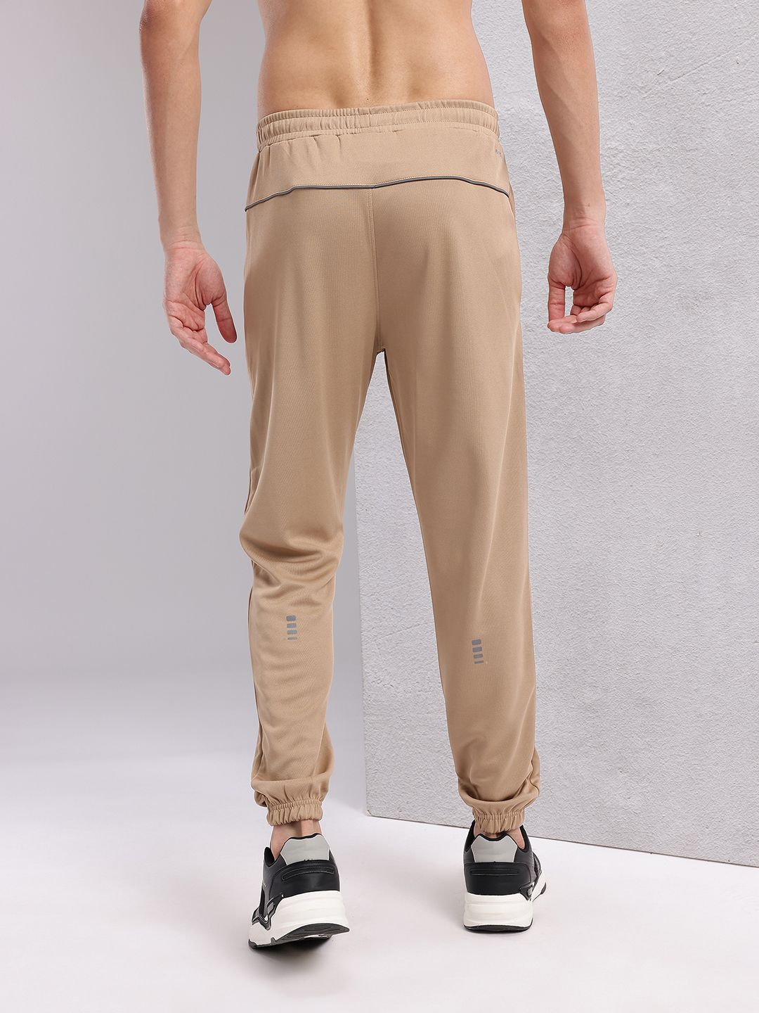 HRX by Hrithik Roshan Men Mid-Rise Rapid-Dry Running Joggers