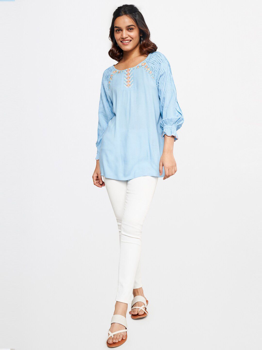 Global Desi Floral Printed Raglan Sleeves Pleated Top
