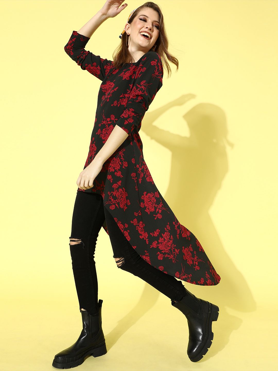 Berrylush Women Stylish Black Printed High-LowTunic