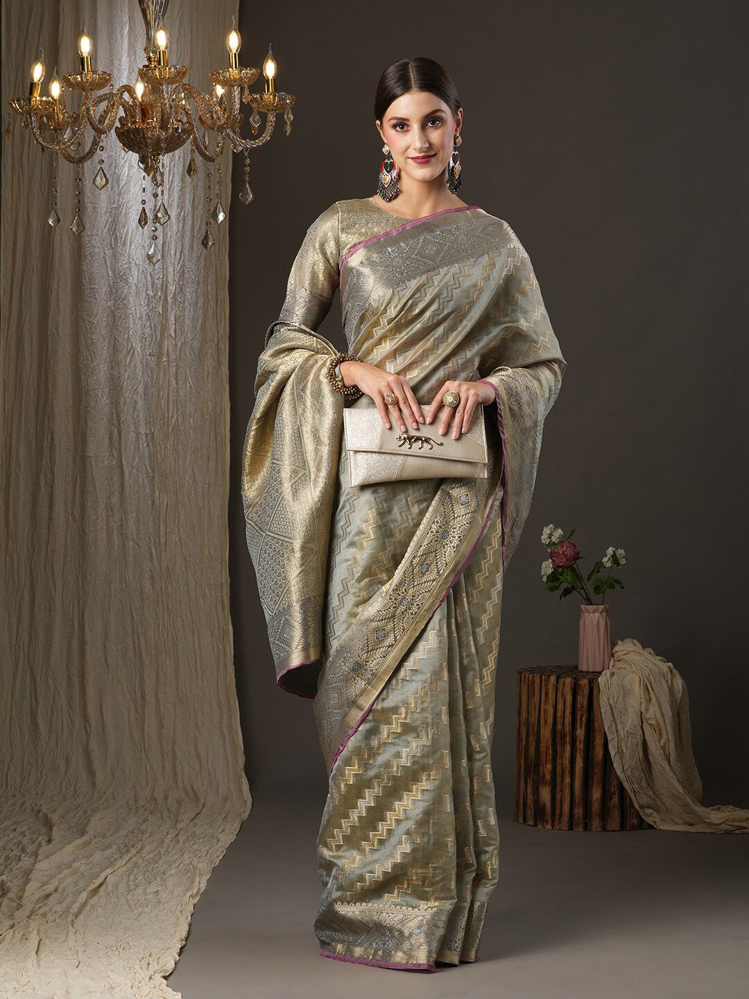 Saree mall Woven Design Zari Silk Blend Saree