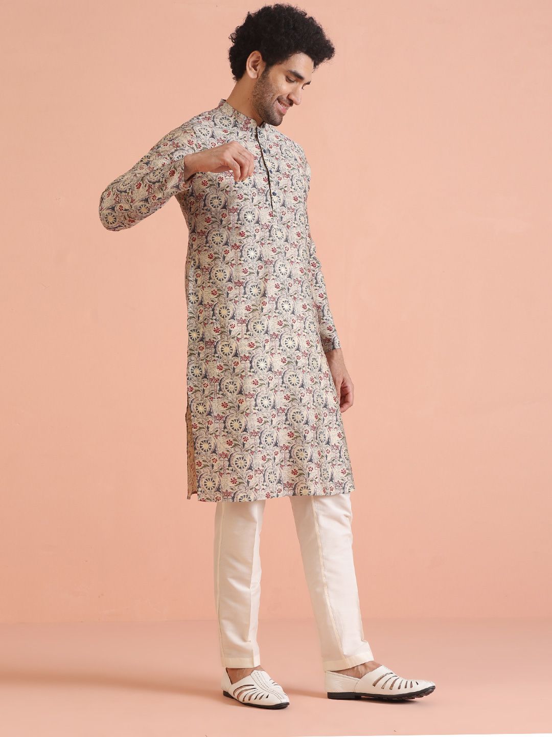 KISAH Ethnic Motifs Printed Regular Kurta with Trousers