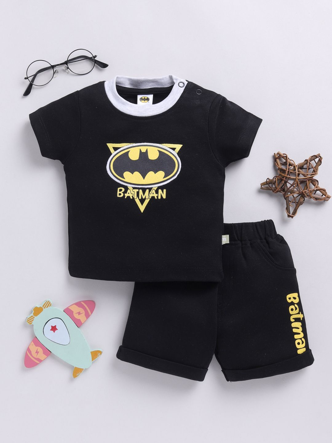 Moms Love Infant Boys Printed Pure Cotton Batman Clothing Set