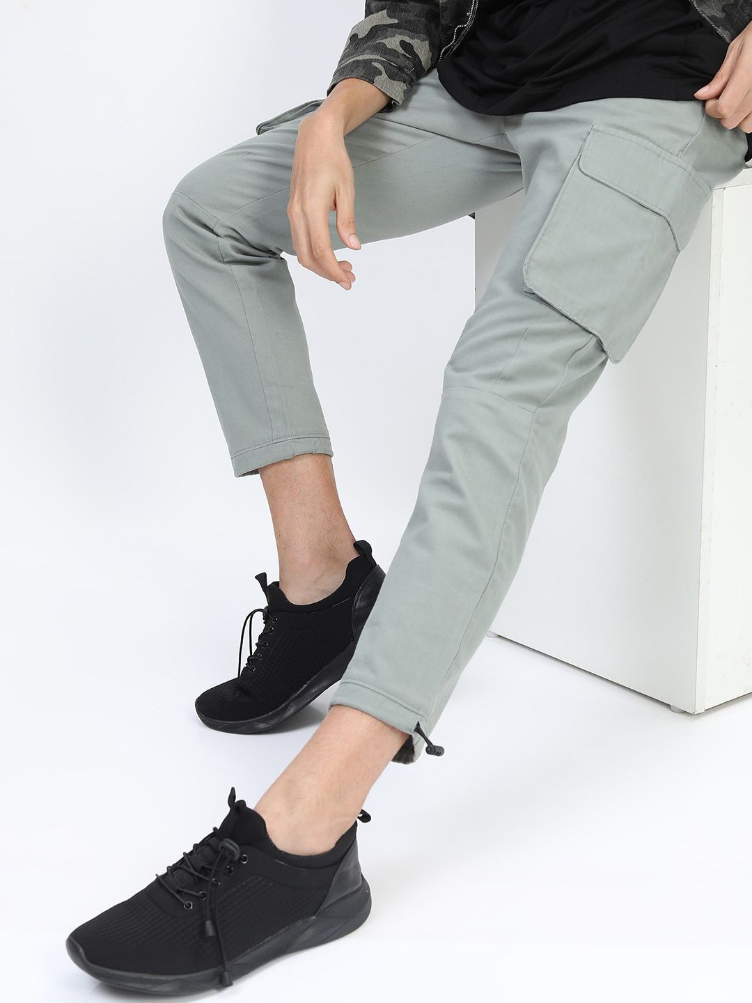HIGHLANDER Men Chinos Cargo Pocket Trouser