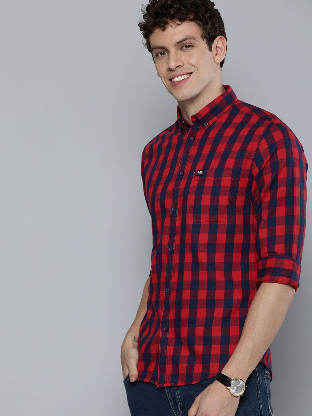 The Indian Garage Co Men Red & Blue Regular Fit Checked Casual Shirt