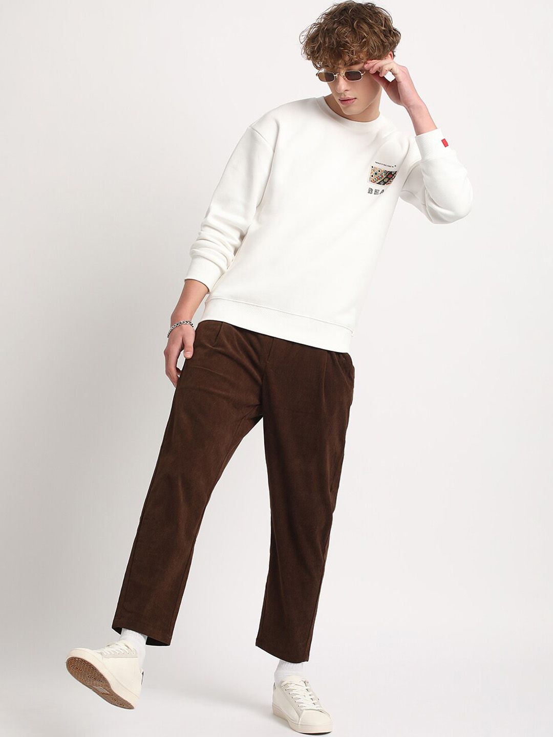 THE BEAR HOUSE Men Relaxed Loose Fit Corduroy Cotton Pleated Regular Trousers