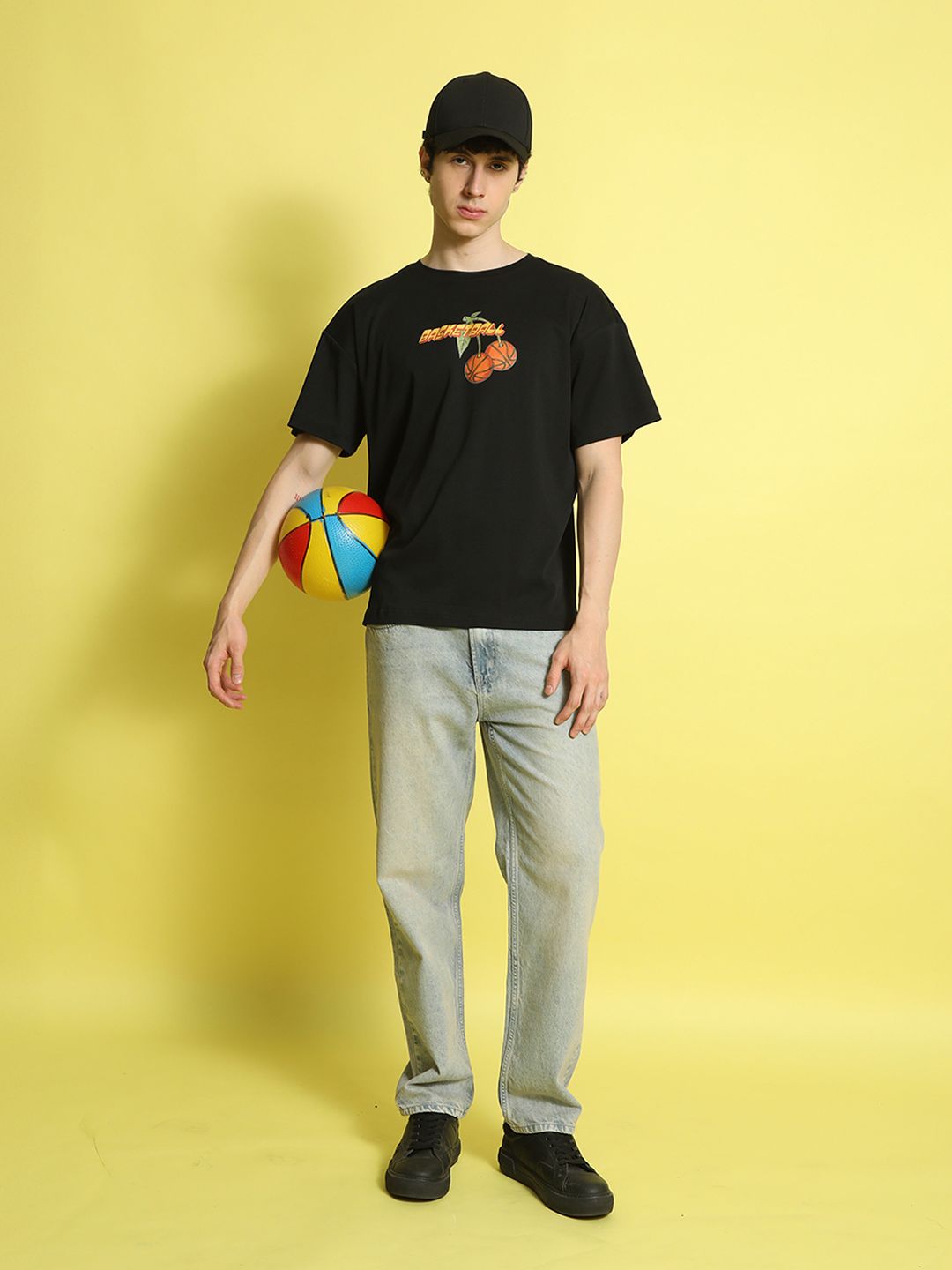 Bene Kleed Men Printed Extended Sleeves Applique T-shirt