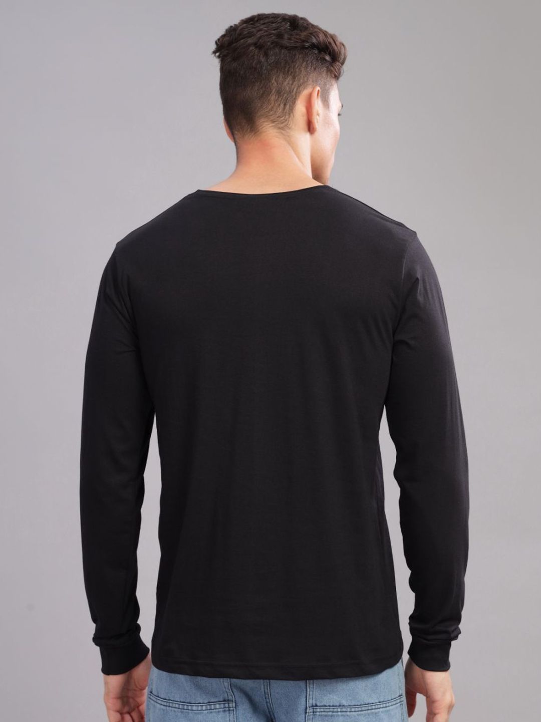 ADRO Men Solid Round Neck T-shirt