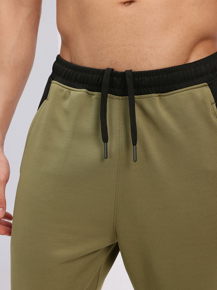 HRX by Hrithik Roshan Men Colourblock Rapid-Dry Running Joggers