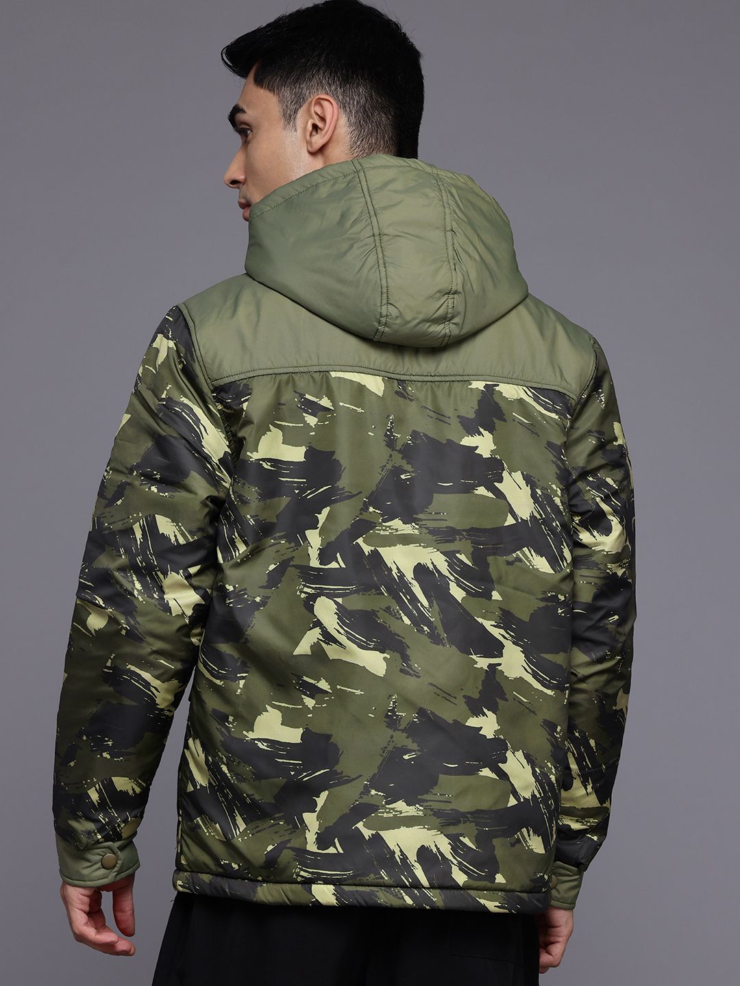 HRX by Hrithik Roshan Lifestyle Camouflage Print Hooded Jacket