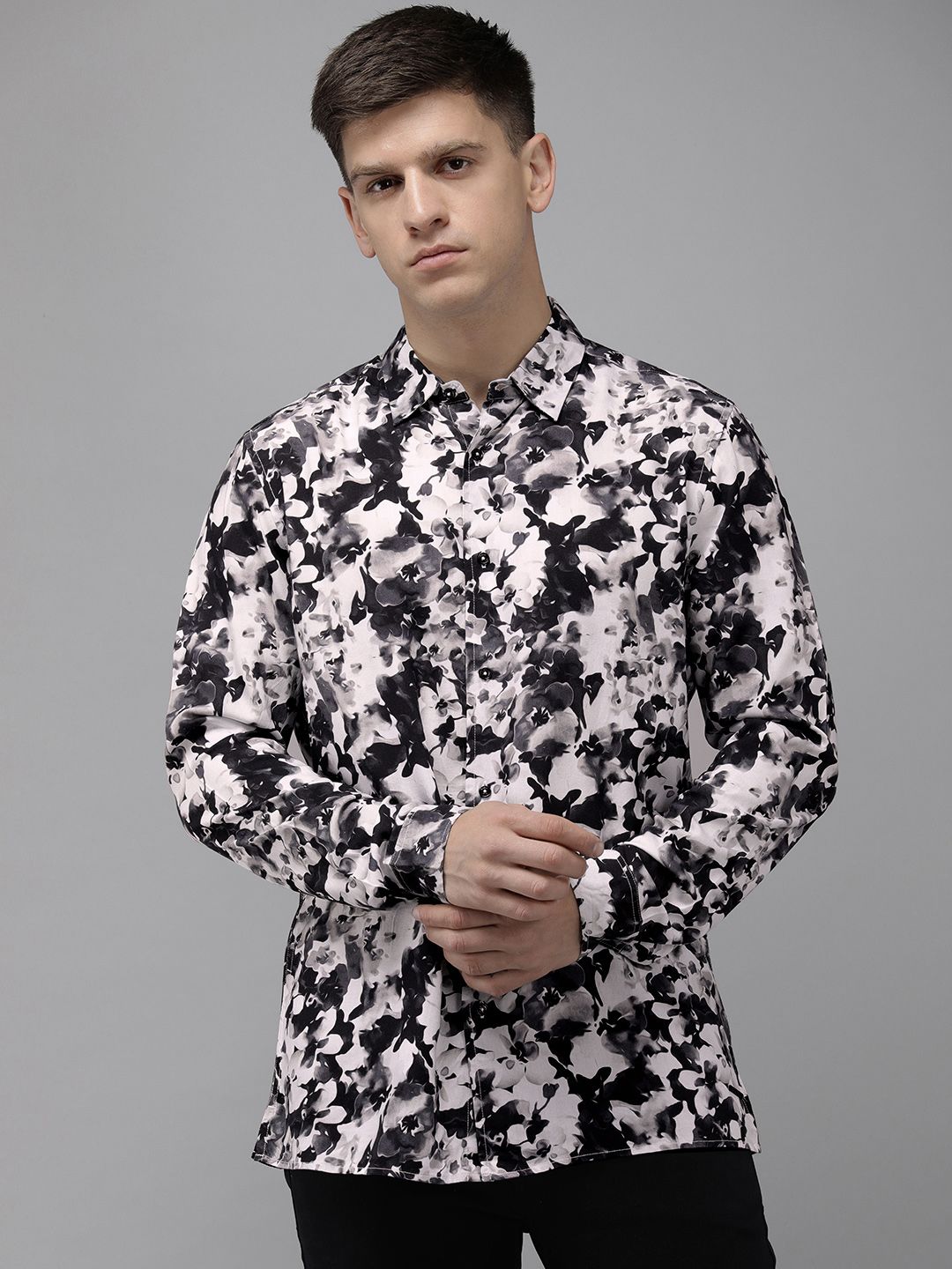 THE BEAR HOUSE Ardor Edition Slim Fit Floral Printed Opaque Casual Shirt