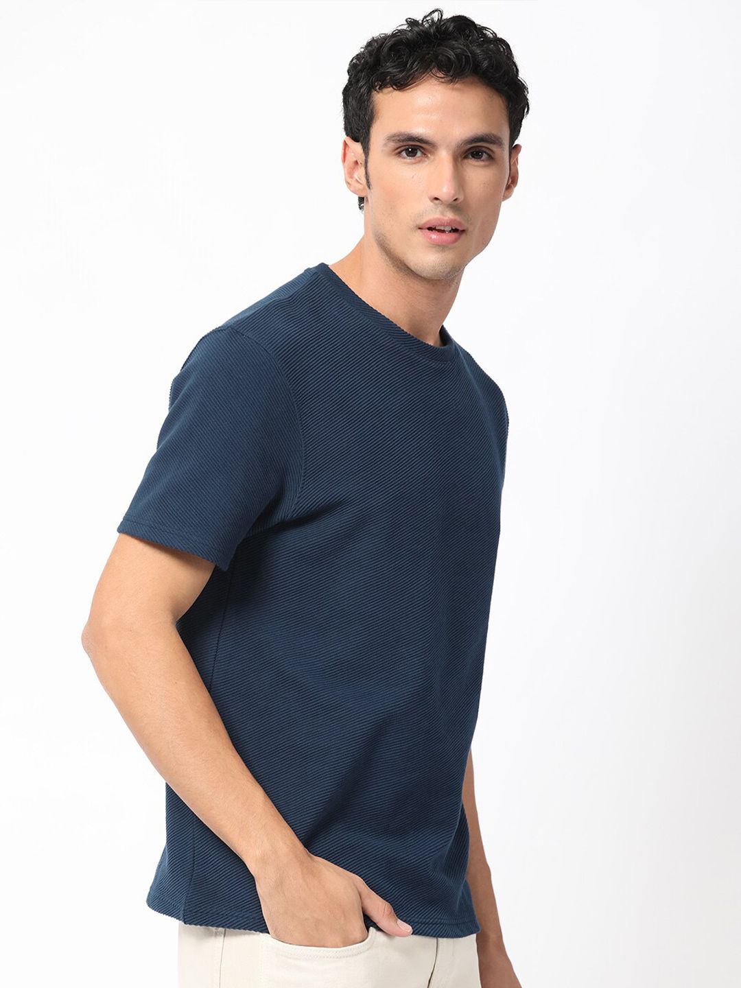 RARE RABBIT Men Cas Round Neck Cotton Slim Fit T-Shirt