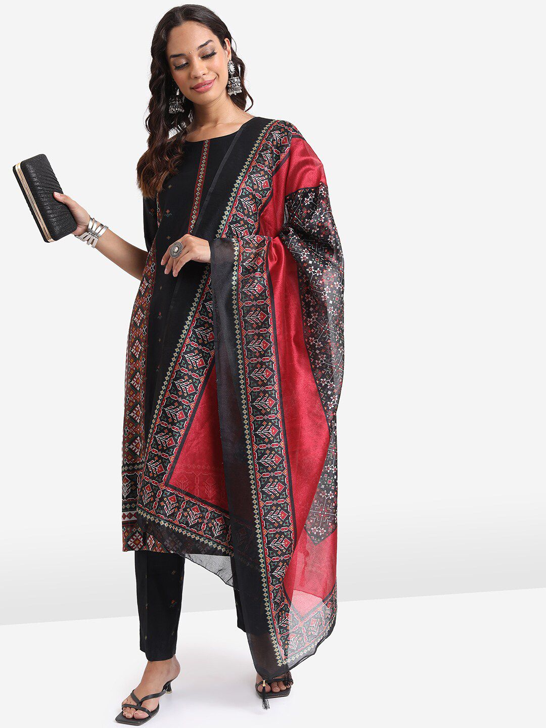 Vishudh Ethnic Motifs Printed Regular Kurta With Trousers & Dupatta
