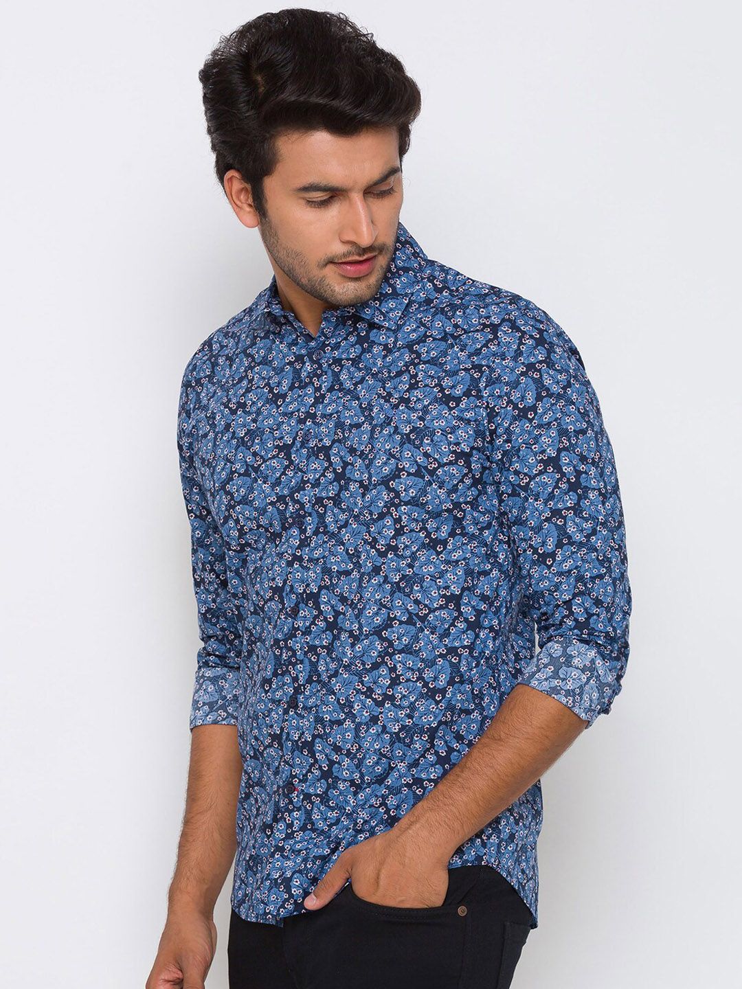 Being Human Men Navy Blue Slim Fit Floral Printed Casual Shirt