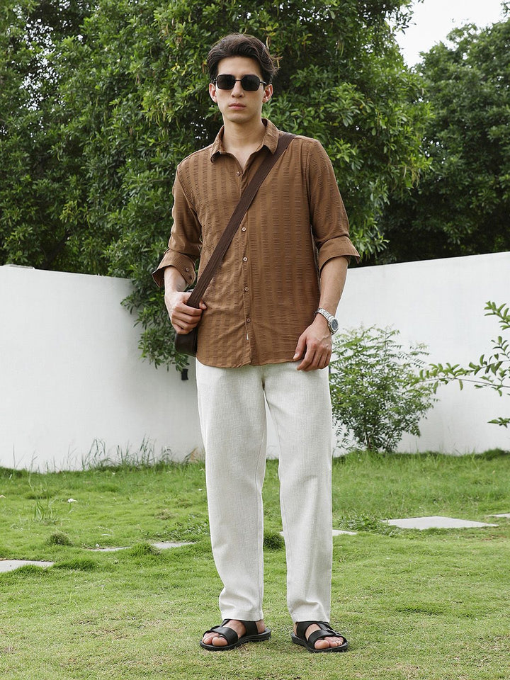 Campus Sutra Comfort Textured Spread Collar Casual Shirt
