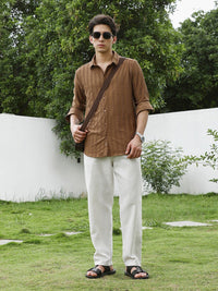 Campus Sutra Comfort Textured Spread Collar Casual Shirt