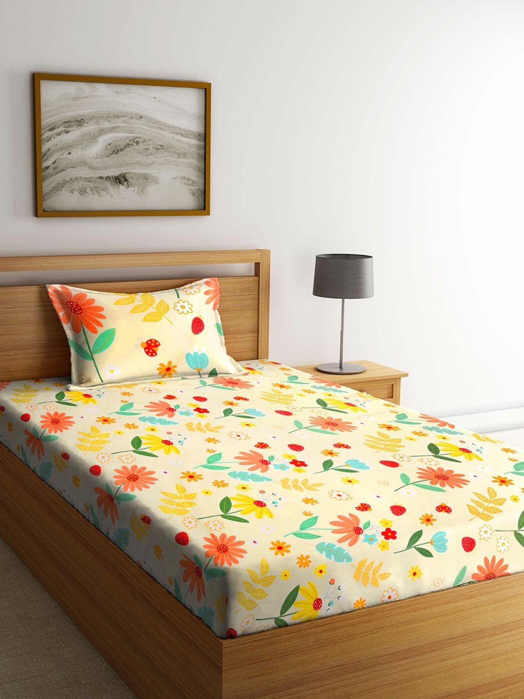 KLOTTHE Yellow & Blue Geometric 210 TC 2 Single Bedsheet with 2 Pillow Covers