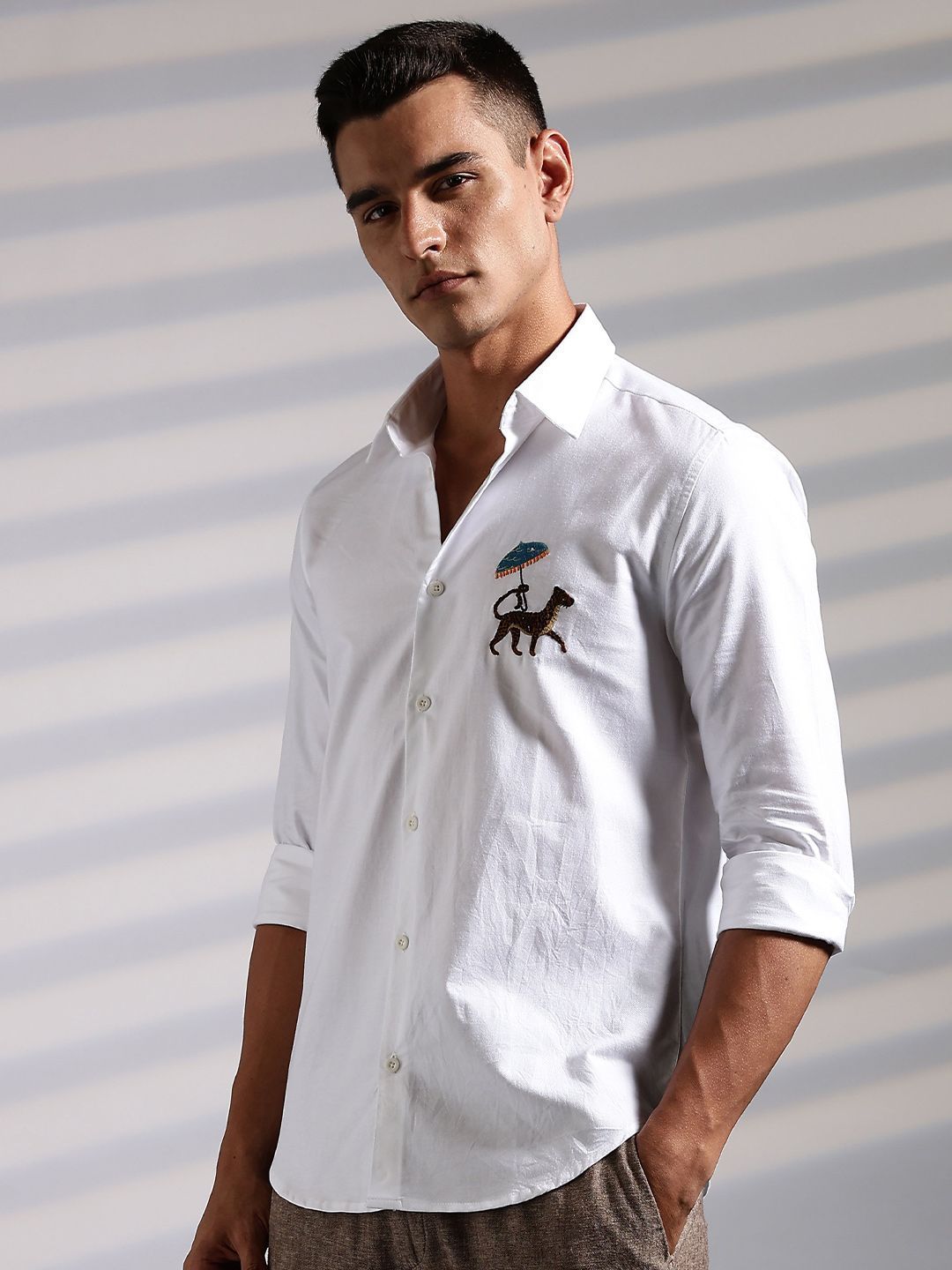 Eszett Leopard Spread Collar Cotton Shirt