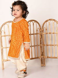 VASTRAMAY Girls Bandhani Printed Round Neck Regular Gotta Patti Kurta With Salwar