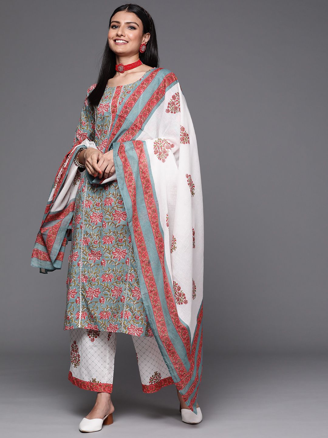 Libas Women Grey & Peach-coloured Floral Print Cotton Kurta Palazzos Dupatta