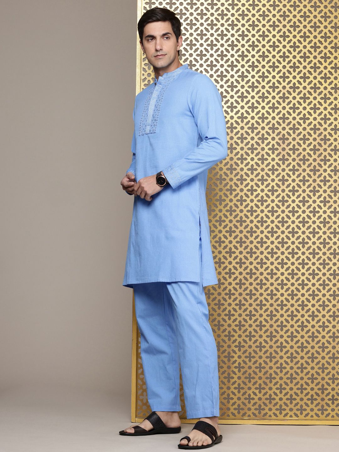 House of Pataudi Indie Floral Yoke Design Embroidered Kurta with Trousers
