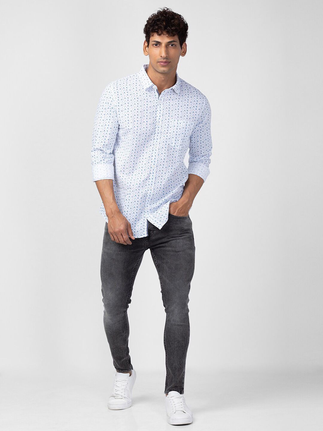 SPYKAR Men Cotton Slim Fit Floral Printed Casual Shirt