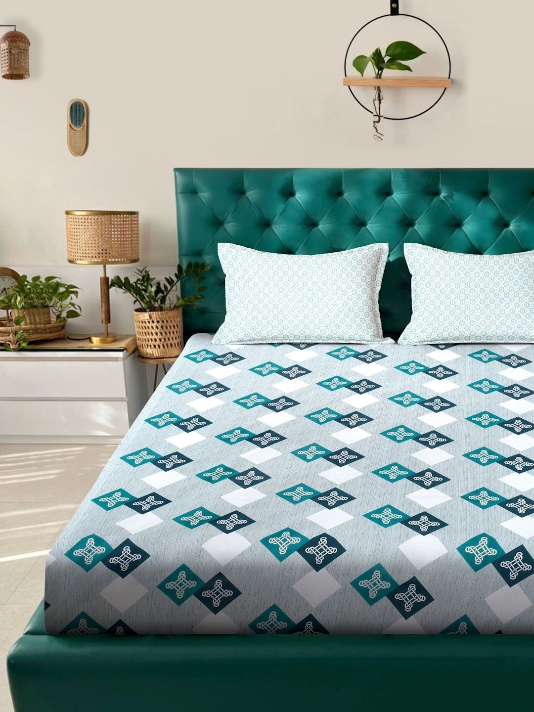 Myntra Elegant Homes Biru Turquoise & Kelabu Geometrik 400 TC Cadar King dengan 2 Sarung Bantal