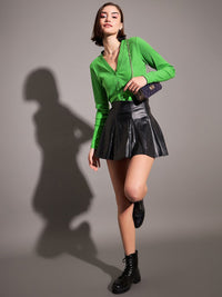 SASSAFRAS V-Neck Long Sleeves Crop Top