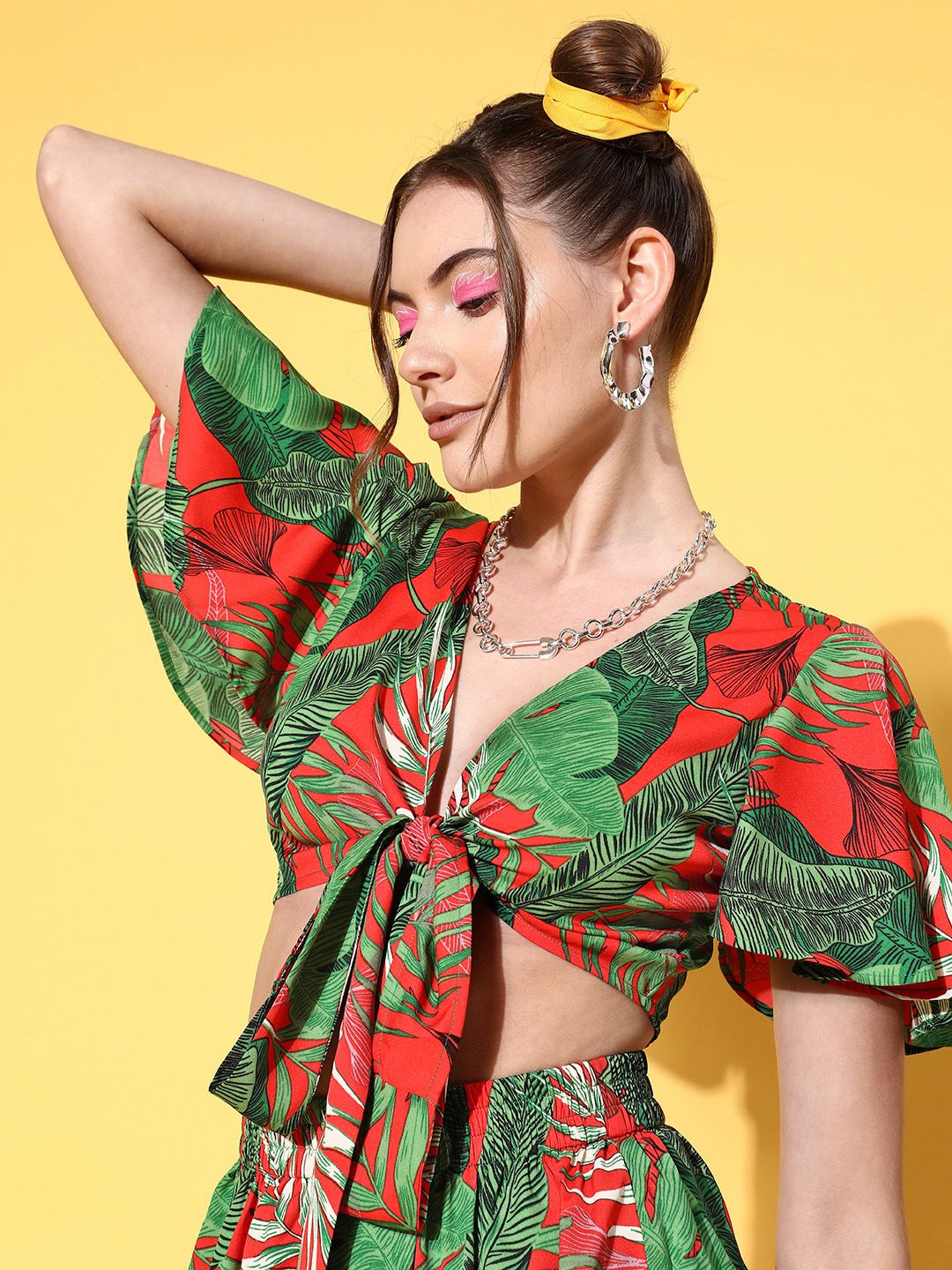 Berrylush Women Stylish Red Printed Top with Shorts