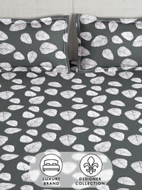 Story@home Charcoal & White Floral 180 TC Queen Bedsheet with 2 Pillow Covers