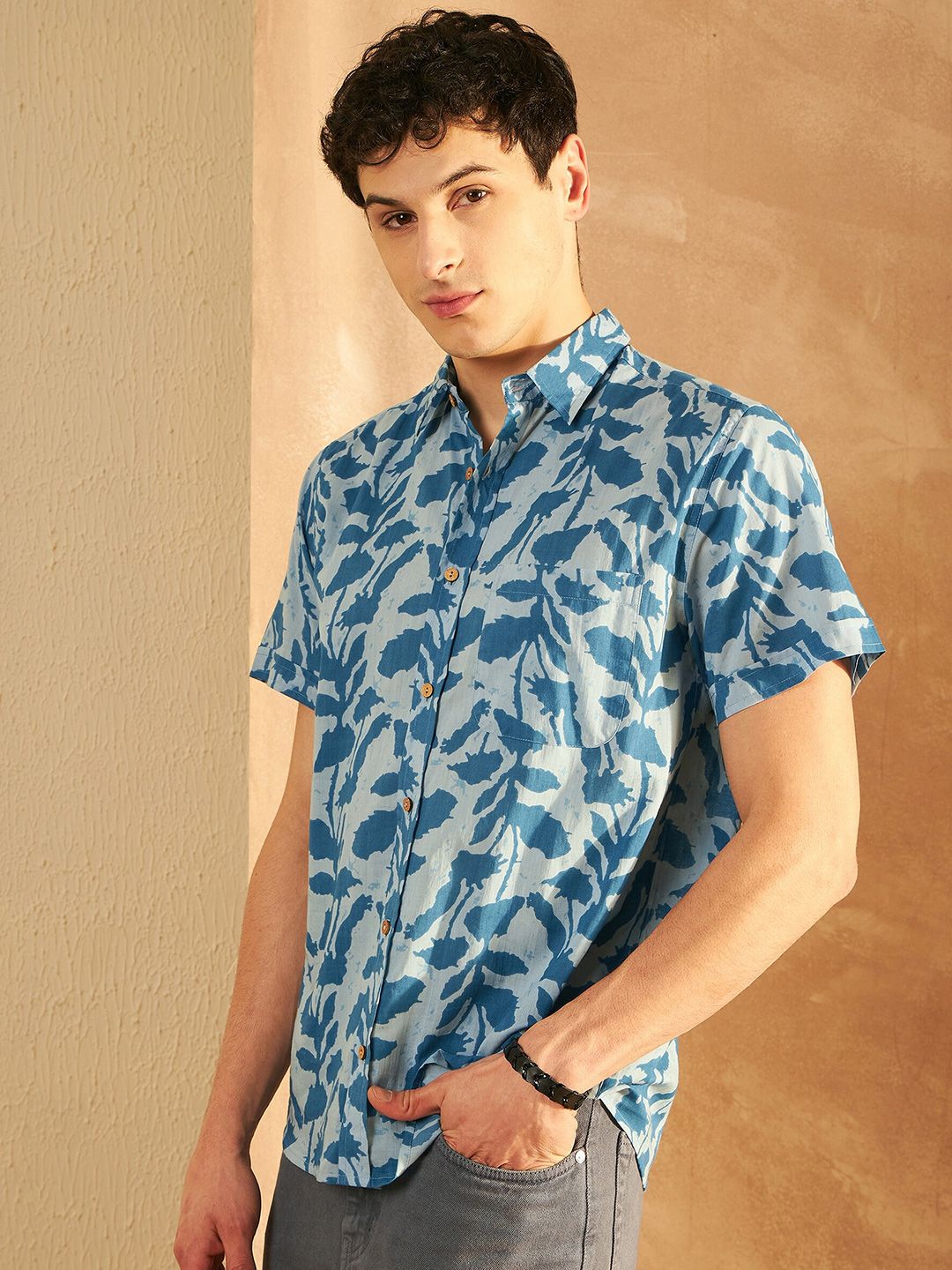 DENNISON Smart Printed Spread Collar Short Sleeves Cotton Lightweight Shirt