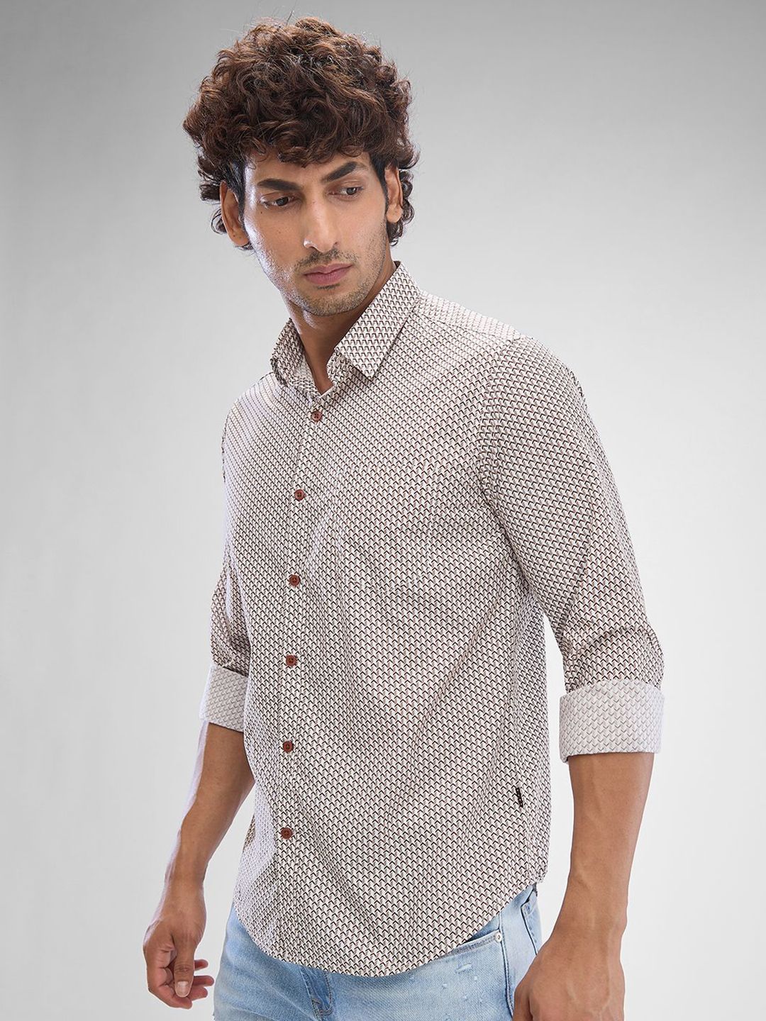 SPYKAR Men Slim Fit Geometric Printed Casual Shirt