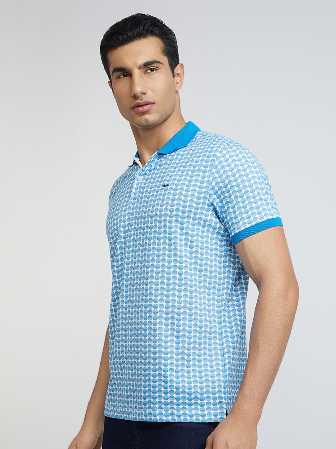 Park Avenue Men Geometric Print Polo Collar Slim Fit T-shirt
