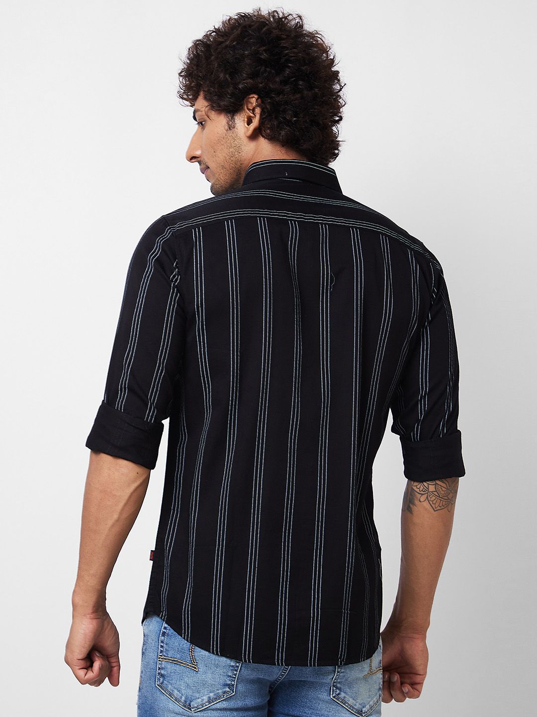 SPYKAR Vertical Stripes Spread Collar Long Sleeves Cotton Casual Shirt