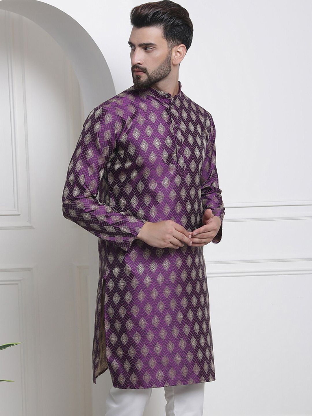 SOJANYA Ethnic Motifs Woven Design Mandarin Collar Jacquard Kurta