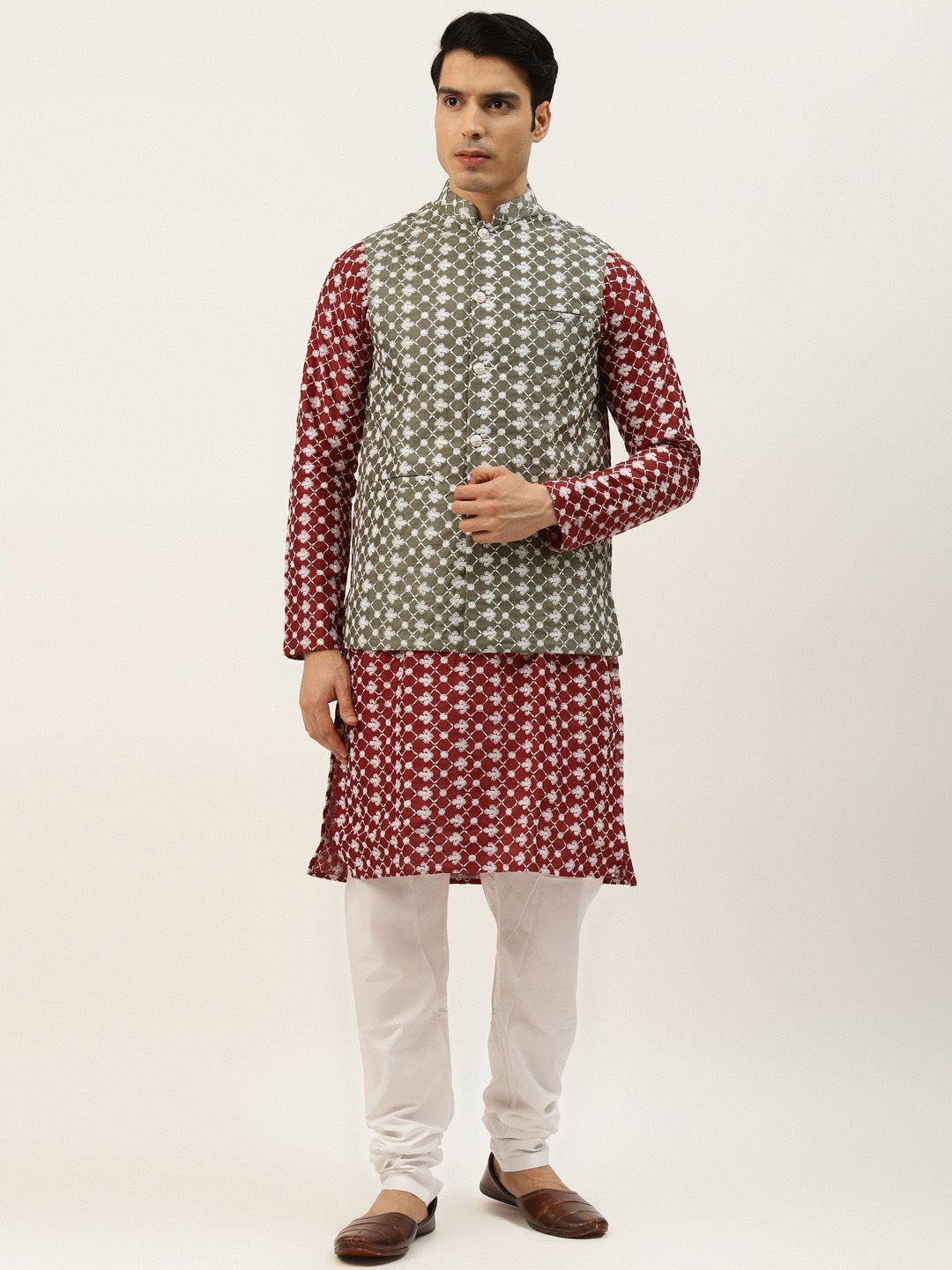 SOJANYA Men Maroon Ethnic Motifs Embroidered Thread Work Kurta with Churidar