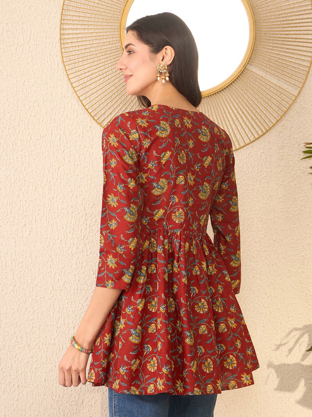 KALINI Women Floral Print Peplum V-Neck Regular Top
