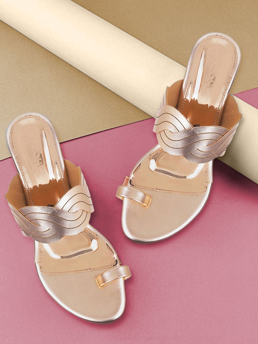 Mochi Women Solid Sandals