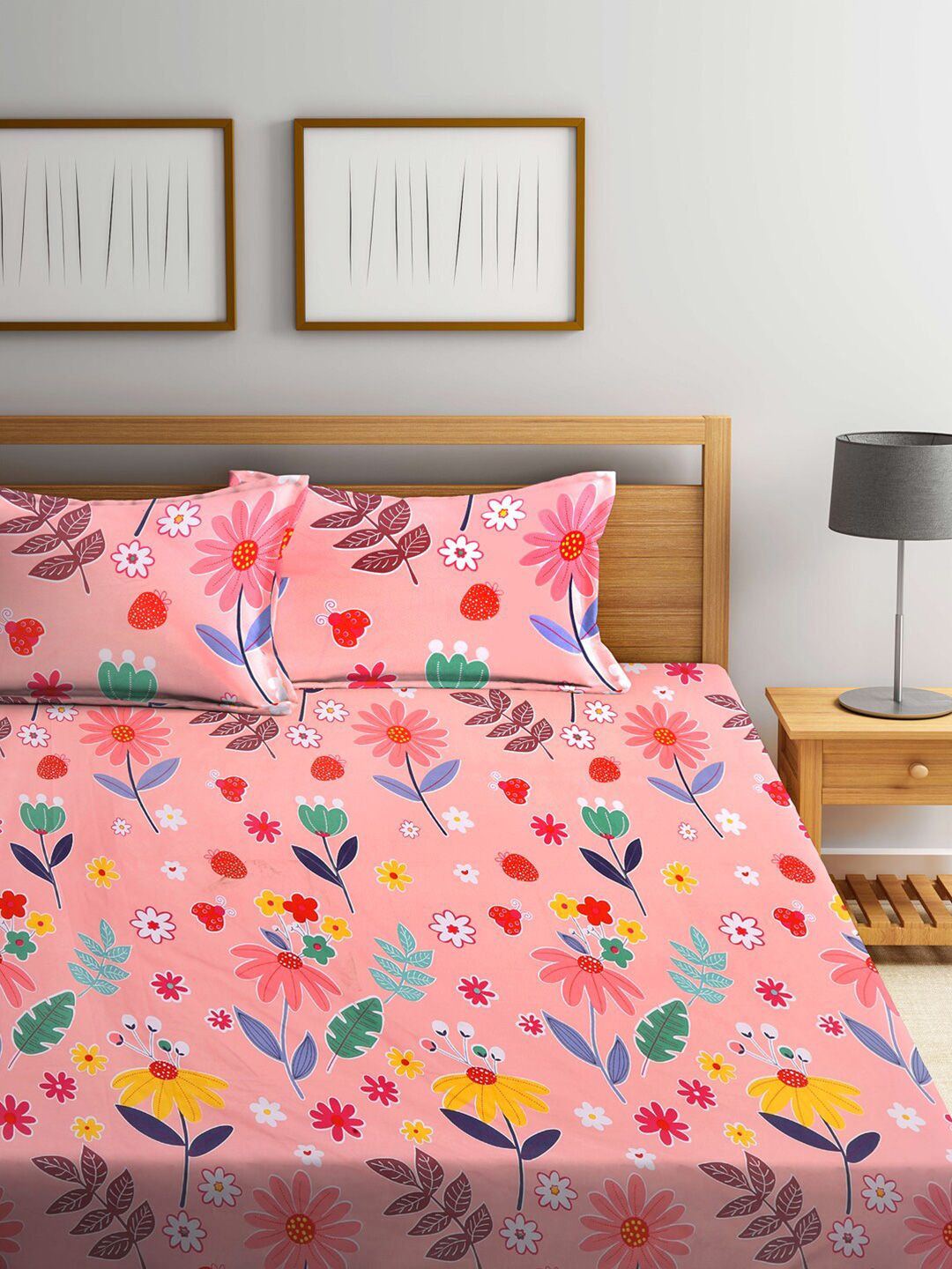KLOTTHE Multicoloured Floral 300 TC 2 King Bedsheet with 4 Pillow Covers