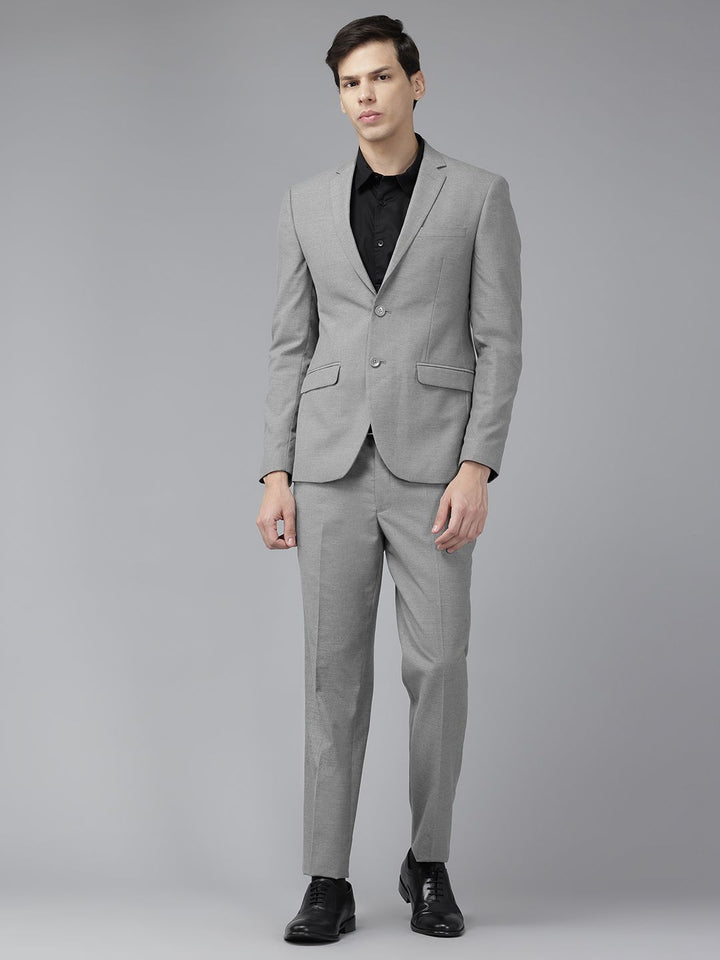 Park Avenue Single Breasted 2-Piece Formal Suit