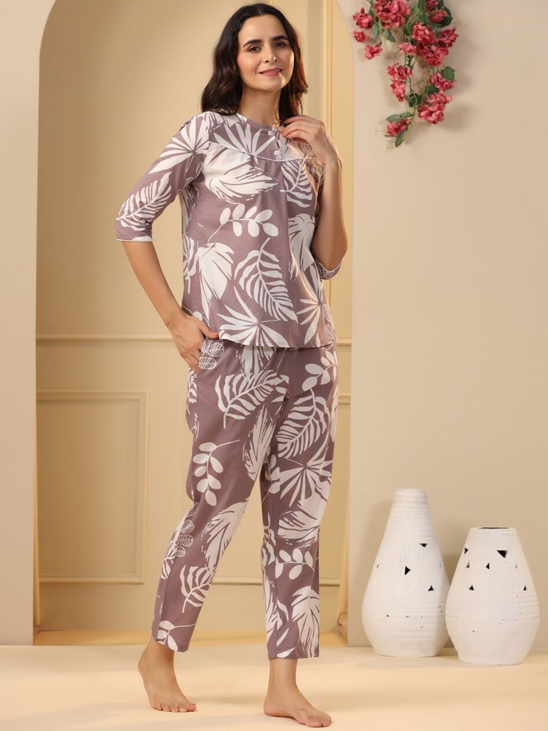 SANSKRUTIHOMES Purple & White Floral Printed Pure Cotton Night Suit