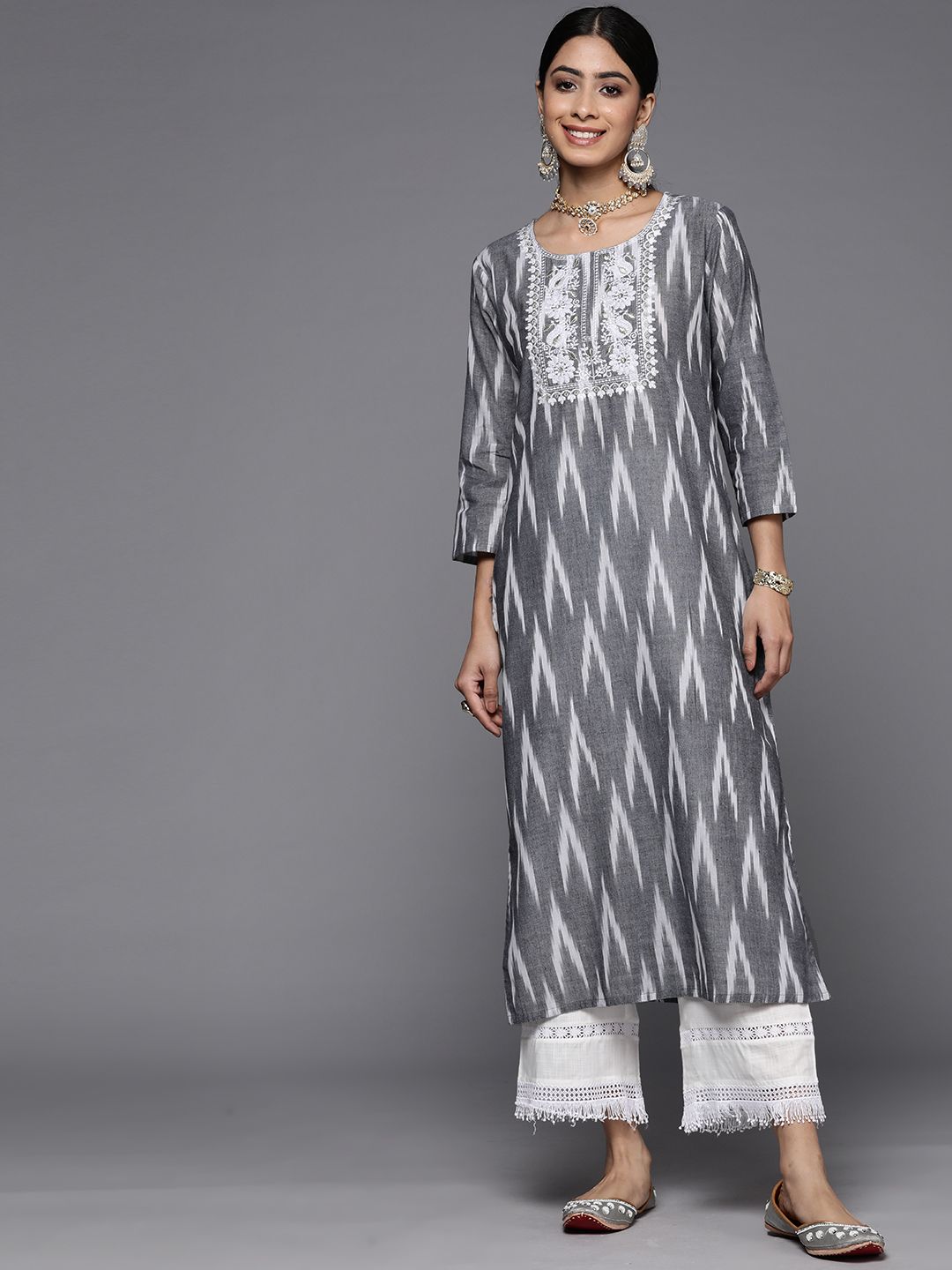 Varanga Floral Yoke Design Thread Work Cotton Kurta